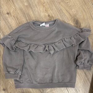 Gray Ruffled Sweatshirt